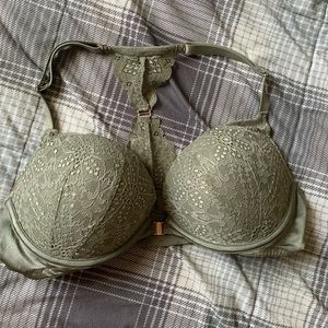 Victoria’s Secret pink push-up bra